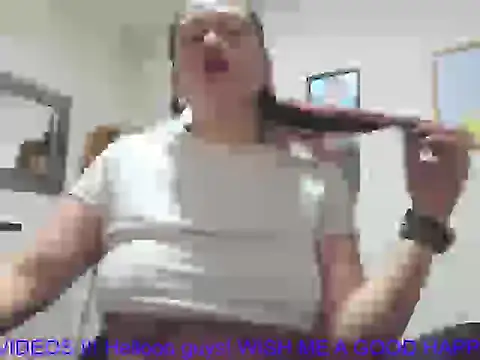 Snapshot of GoddessJessica_roger chatting on 07.16.26 GoddessJessica roger online show from 07.16.26