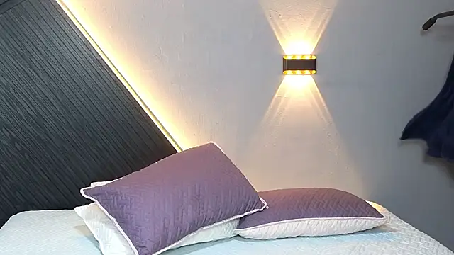 Laia and Aloby online show from 02.26.26