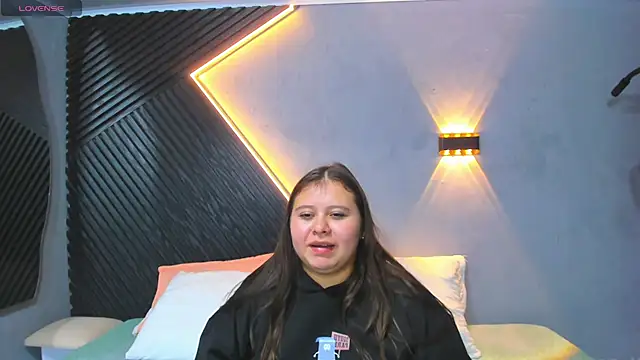Laia and Aloby online show from 07.14.26