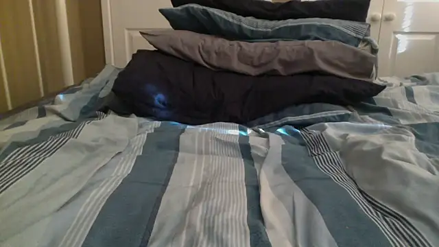 Snapshot of midlandsforfun chatting on 03.04.25 midlandsforfun online show from 03.04.25