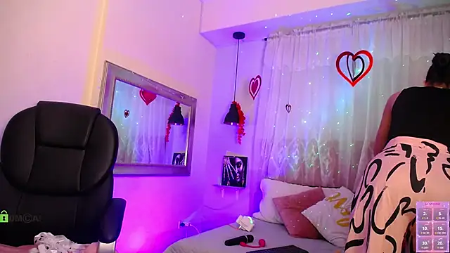 Snapshot of natasha__jackson chatting on 03.03.25 natasha jackson online show from 03.03.25