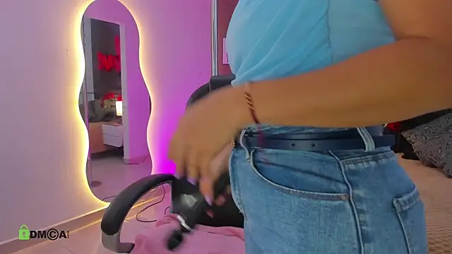 Snapshot of natasha__jackson chatting on 02.18.26 natasha jackson online show from 02.18.26