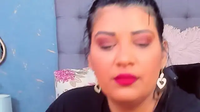 AmyCubes online show from 02.13.25