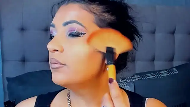 AmyCubes online show from 10.31.25