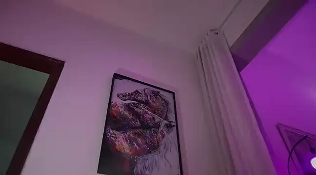 Snapshot of mistresslaviniabr chatting on 02.13.25 mistresslaviniabr online show from 02.13.25