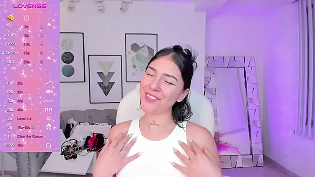 Snapshot of kendaall_jenner_ chatting on 01.20.25 kendaall jenner  online show from 01.20.25