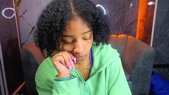 Violeth b online show from 11.14.25