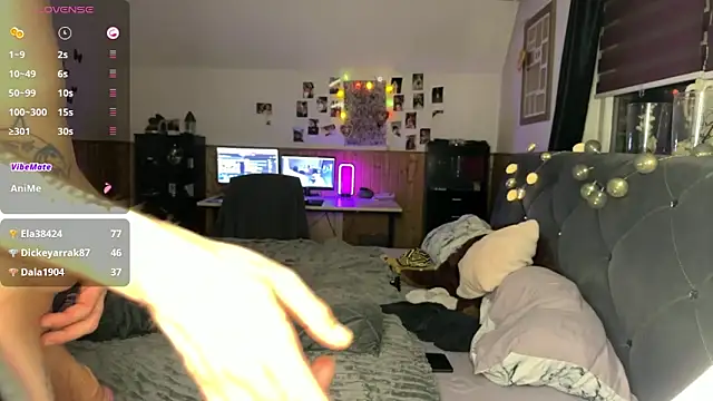 Snapshot of elina_may chatting on 02.19.25 elina may online show from 02.19.25