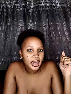 Snapshot of Sego_TeeTee chatting on 04.12.26 Sego TeeTee online show from 04.12.26