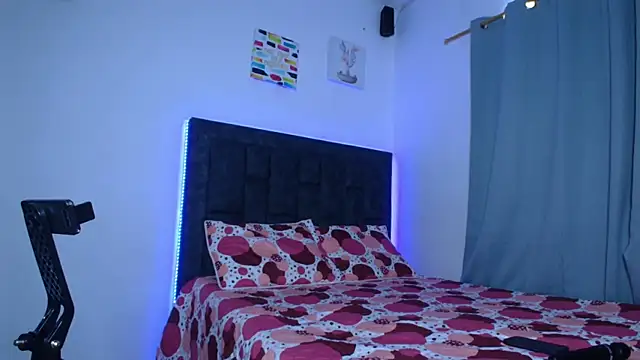 IssabellaLopez online show from 03.18.26