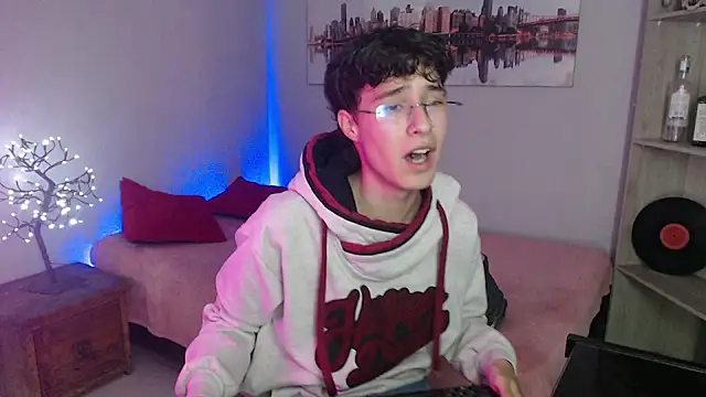 Jeam hot online show from 12.14.24