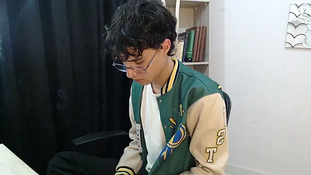 Jeam hot online show from 12.20.24