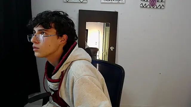 Jeam hot online show from 01.02.25