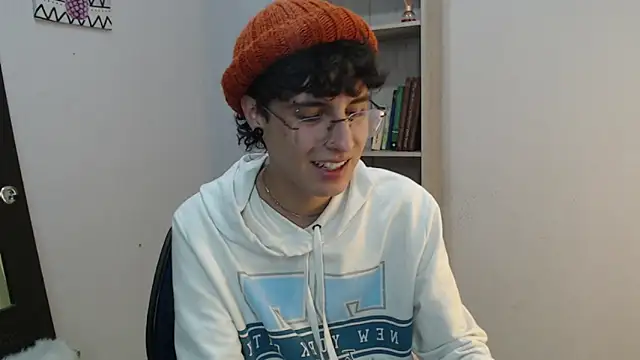 Jeam hot online show from 01.05.25