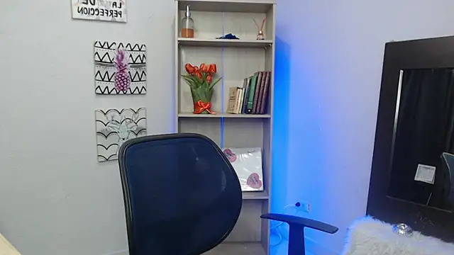 Jeam hot online show from 01.10.25