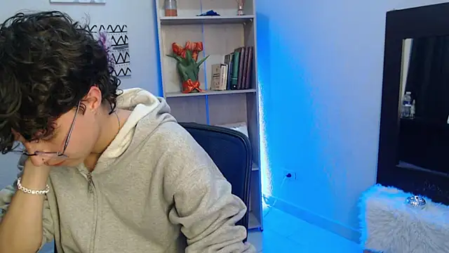 Jeam hot online show from 01.14.25