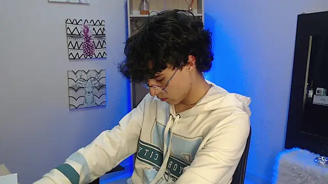 Jeam hot online show from 01.18.25