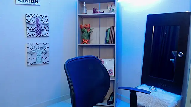 Jeam hot online show from 02.02.25