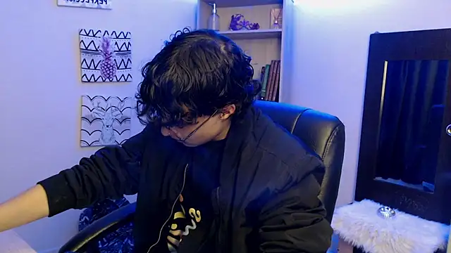 Jeam hot online show from 02.08.25