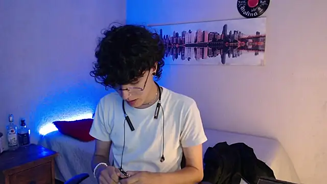 Jeam hot online show from 02.10.25