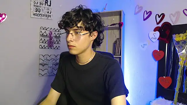 Jeam hot online show from 02.20.25