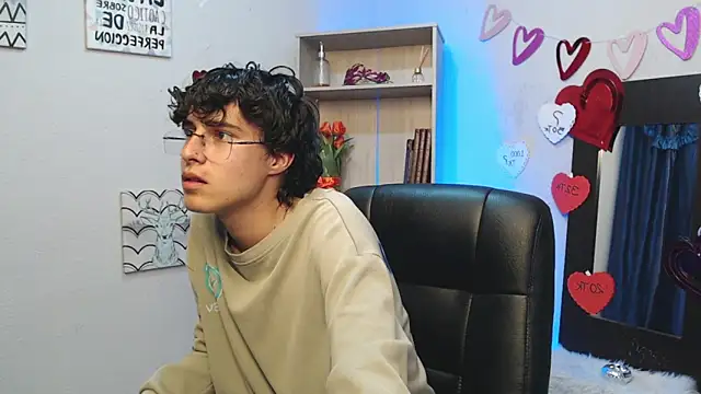 Jeam hot online show from 03.03.25