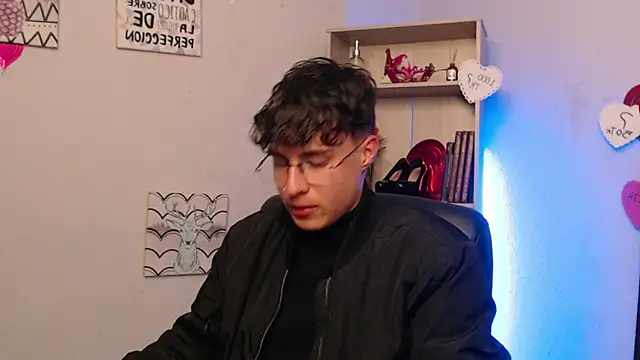 Jeam hot online show from 03.21.25