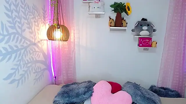 Alison Wiley online show from 12.19.25