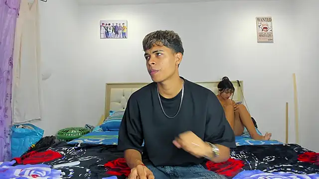 Snapshot of dafnezahiraa_ chatting on 01.05.25 dafnezahiraa  online show from 01.05.25