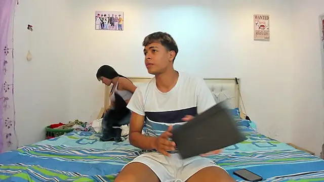 Snapshot of dafnezahiraa_ chatting on 02.16.25 dafnezahiraa  online show from 02.16.25