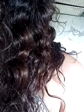 Snapshot of lucylovles chatting on 03.11.25 lucylovles online show from 03.11.25