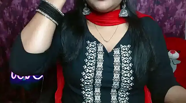 Snapshot of Naughty_Ayesha1 chatting on 12.12.24 Naughty Ayesha1 online show from 12.12.24