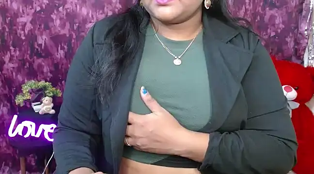 Snapshot of Naughty_Ayesha1 chatting on 12.31.24 Naughty Ayesha1 online show from 12.31.24