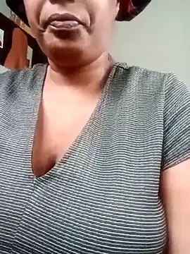 2Sweetysmile online show from 04.07.26