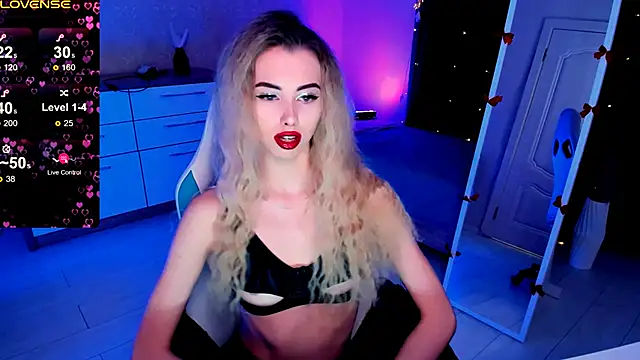 Emilia Klar online show from 02.24.25