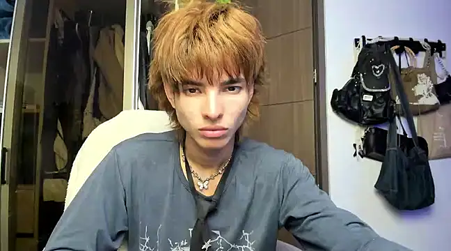 Snapshot of santy-kitty chatting on 01.30.25 santy-kitty online show from 01.30.25