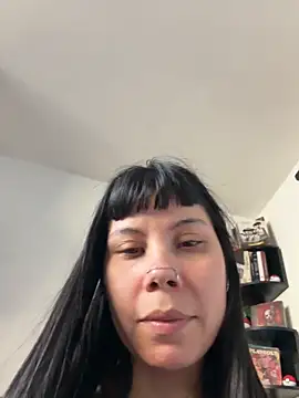 Snapshot of EemaHaruki chatting on 06.10.26 EemaHaruki online show from 06.10.26