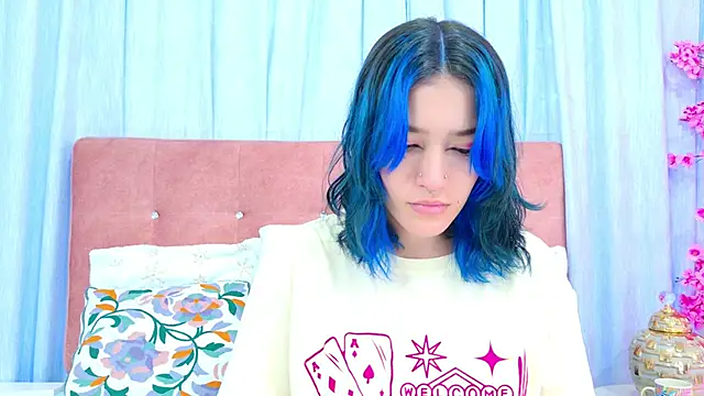 AlliciaKim online show from 11.15.25