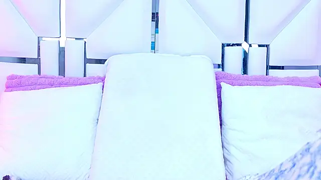 AlliciaKim online show from 02.26.26