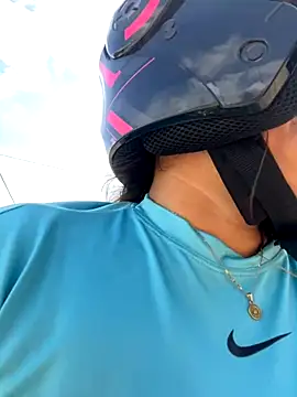 perlita05 online show from 09.24.25