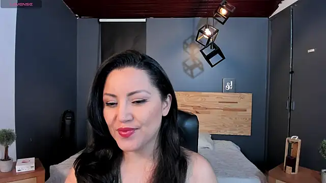 Annaa rosee online show from 01.09.25