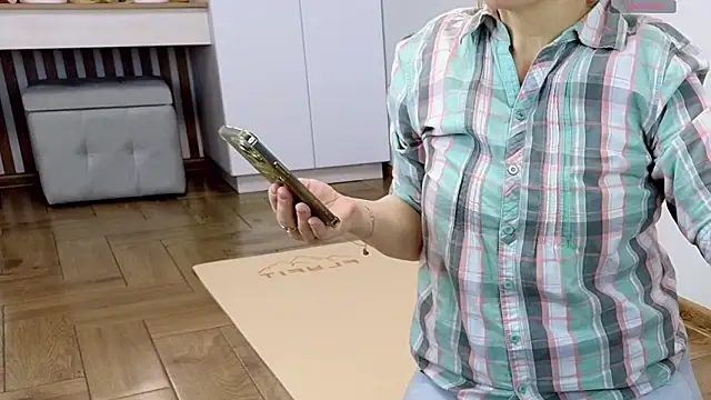 Ava Gardner  online show from 02.05.26