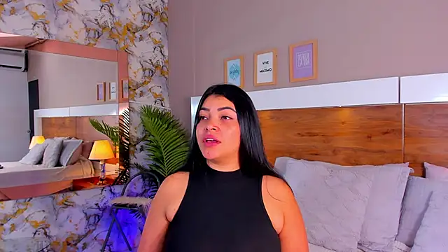 EmaBakker online show from 10.22.25