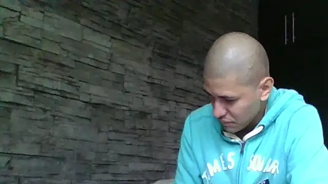 Snapshot of Sexylatin64 chatting on 06.24.26 Sexylatin64 online show from 06.24.26