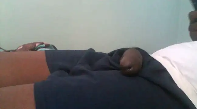 Snapshot of PuffDaddy09 chatting on 12.22.24 PuffDaddy09 online show from 12.22.24