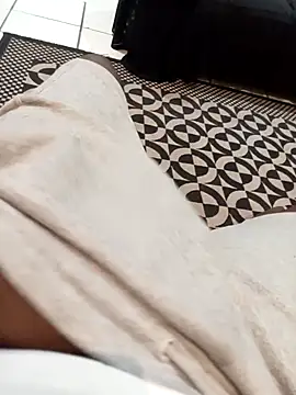 Snapshot of PuffDaddy09 chatting on 09.22.25 PuffDaddy09 online show from 09.22.25