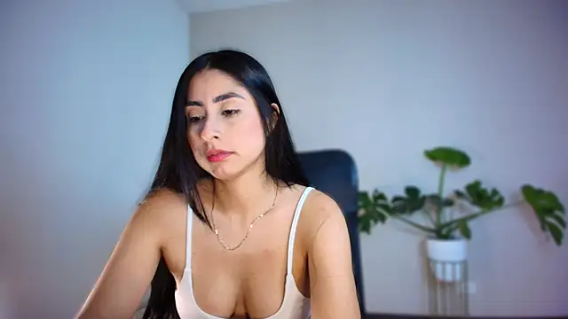 auroracaruso11 online show from 03.26.26