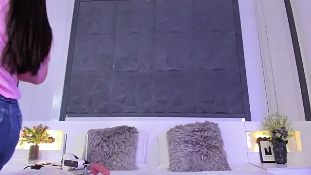 SaraGomez1 online show from 09.22.25