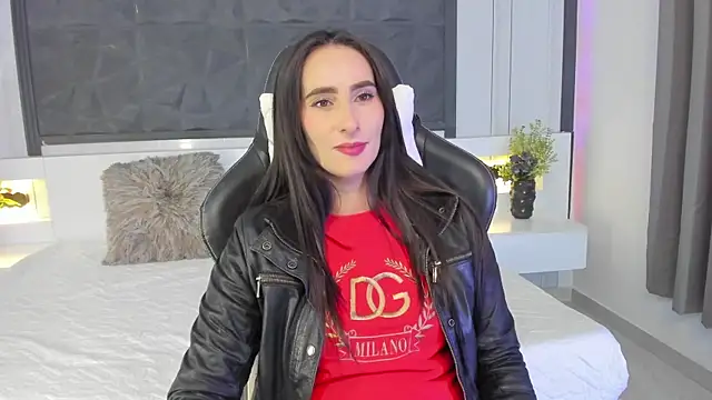 SaraGomez1 online show from 01.05.26