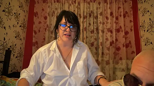 Snapshot of StellarTeam chatting on 01.23.25 StellarTeam online show from 01.23.25